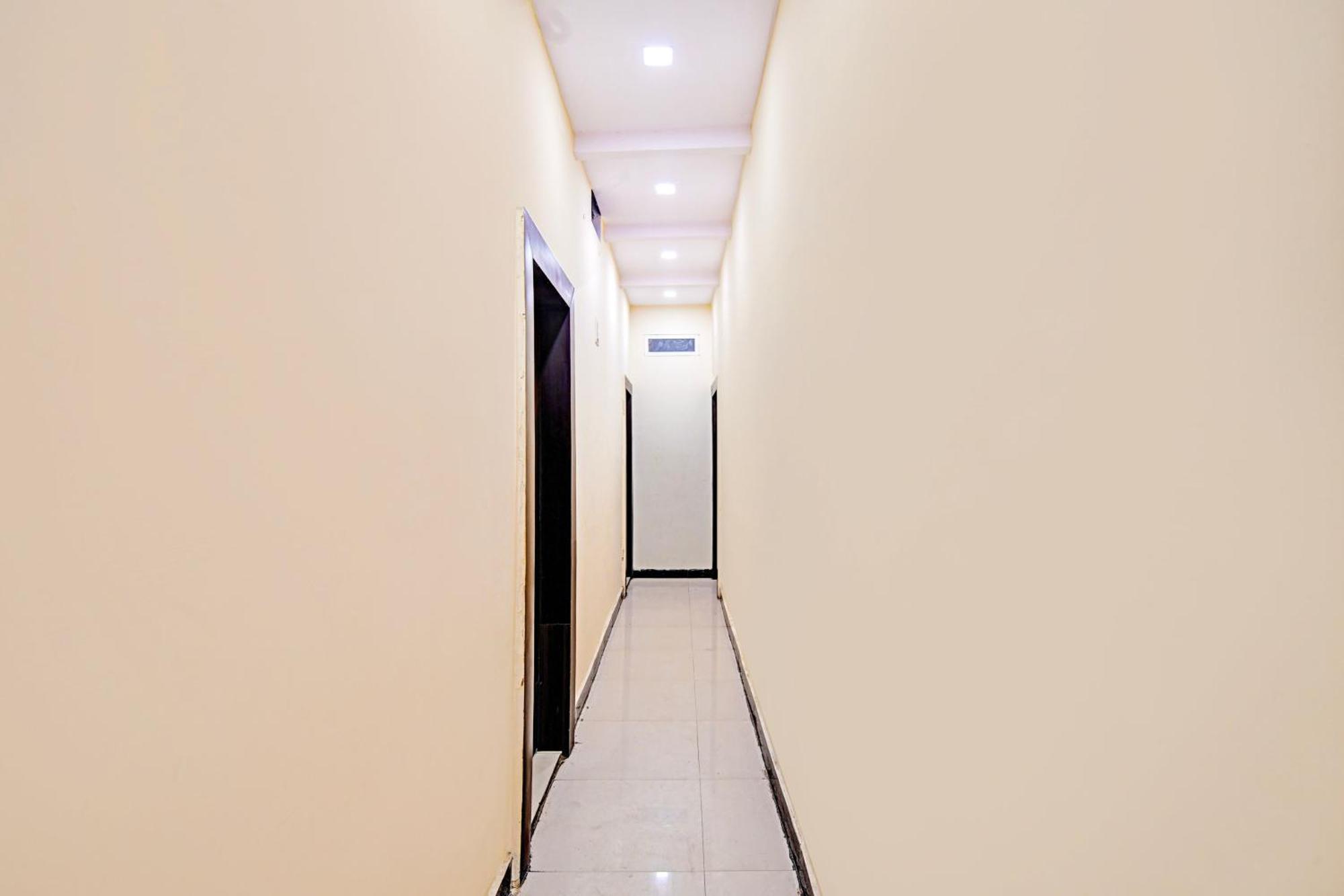 Super Hotel O Hanuman Naka Ujjain Formerly Krishna Palace Εξωτερικό φωτογραφία